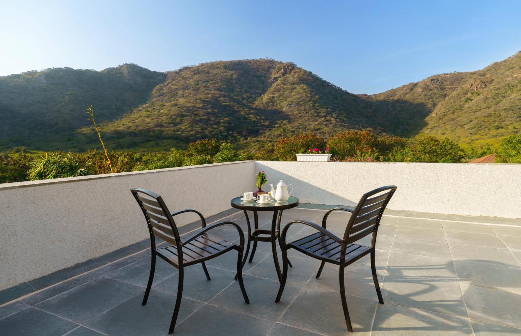 Anandam - A Luxury Resort In Udaipur Exterior photo