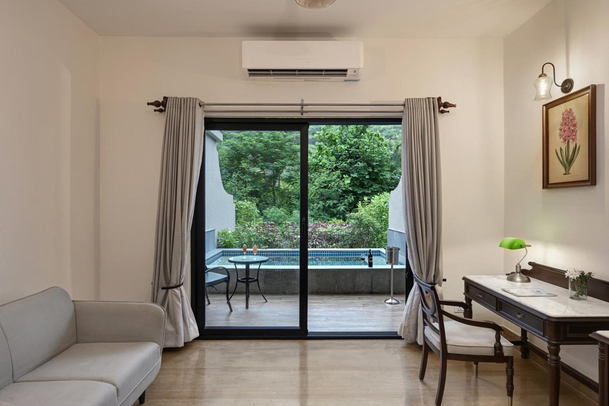 Anandam - A Luxury Resort In Udaipur Exterior photo