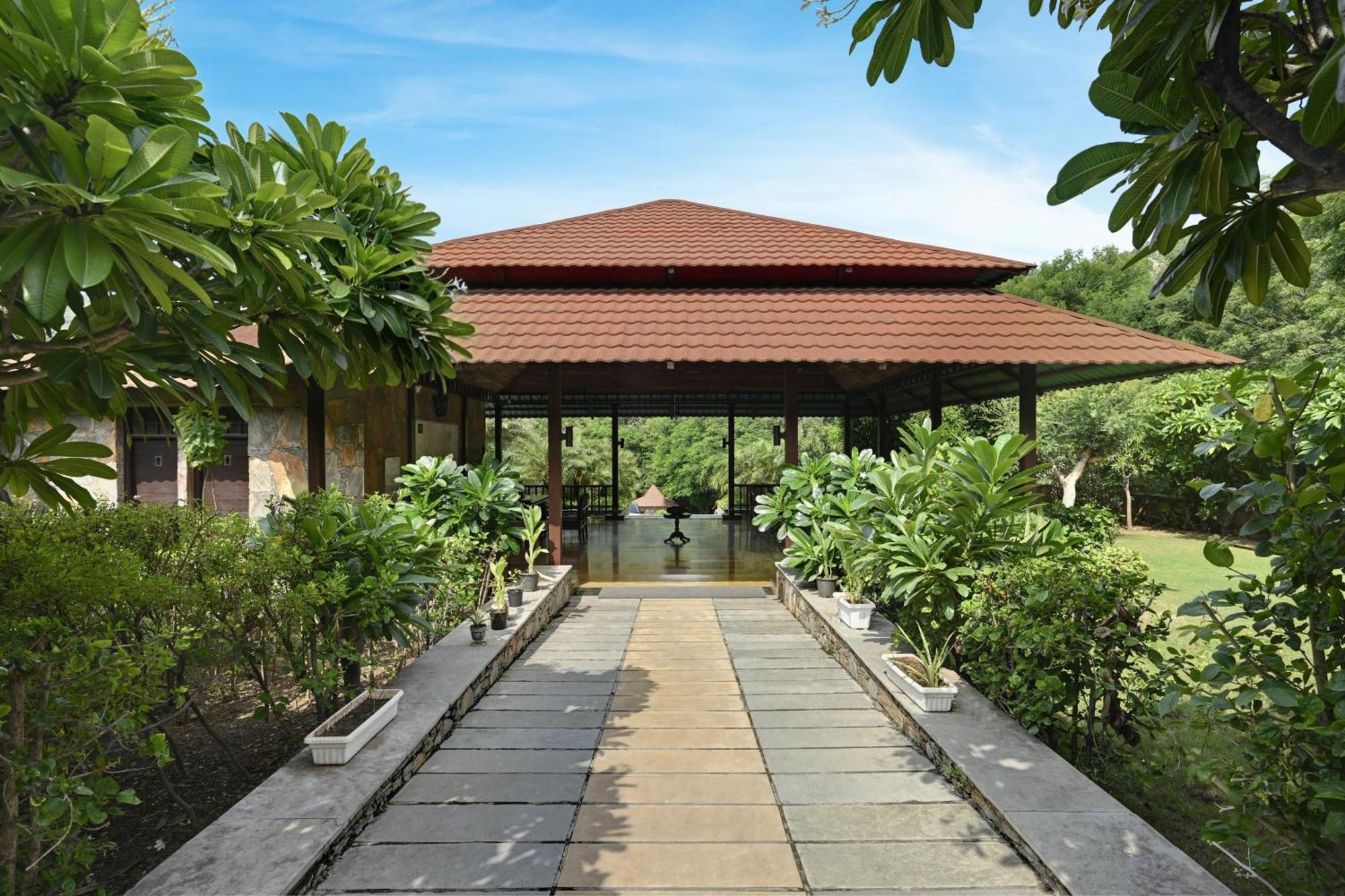 Anandam - A Luxury Resort In Udaipur Exterior photo