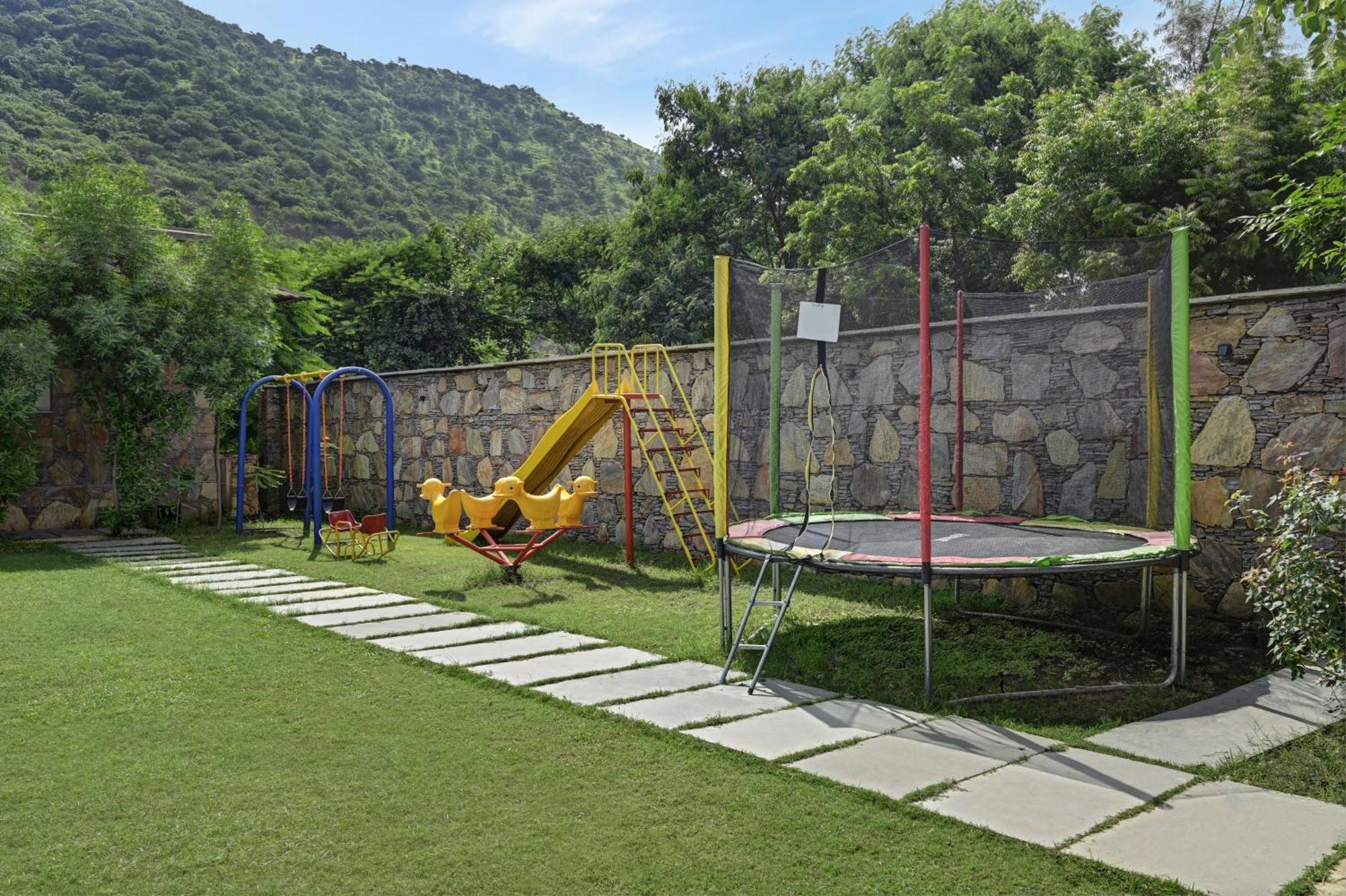 Anandam - A Luxury Resort In Udaipur Exterior photo
