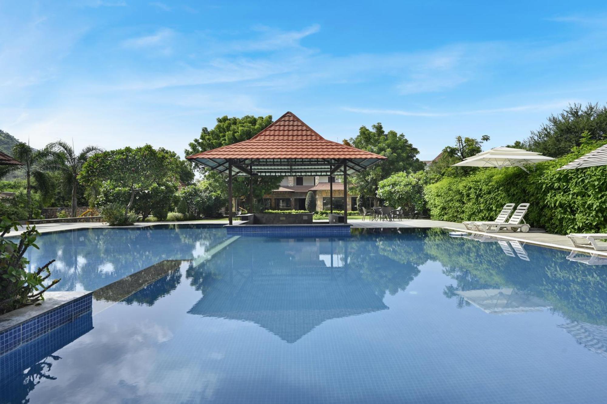 Anandam - A Luxury Resort In Udaipur Exterior photo